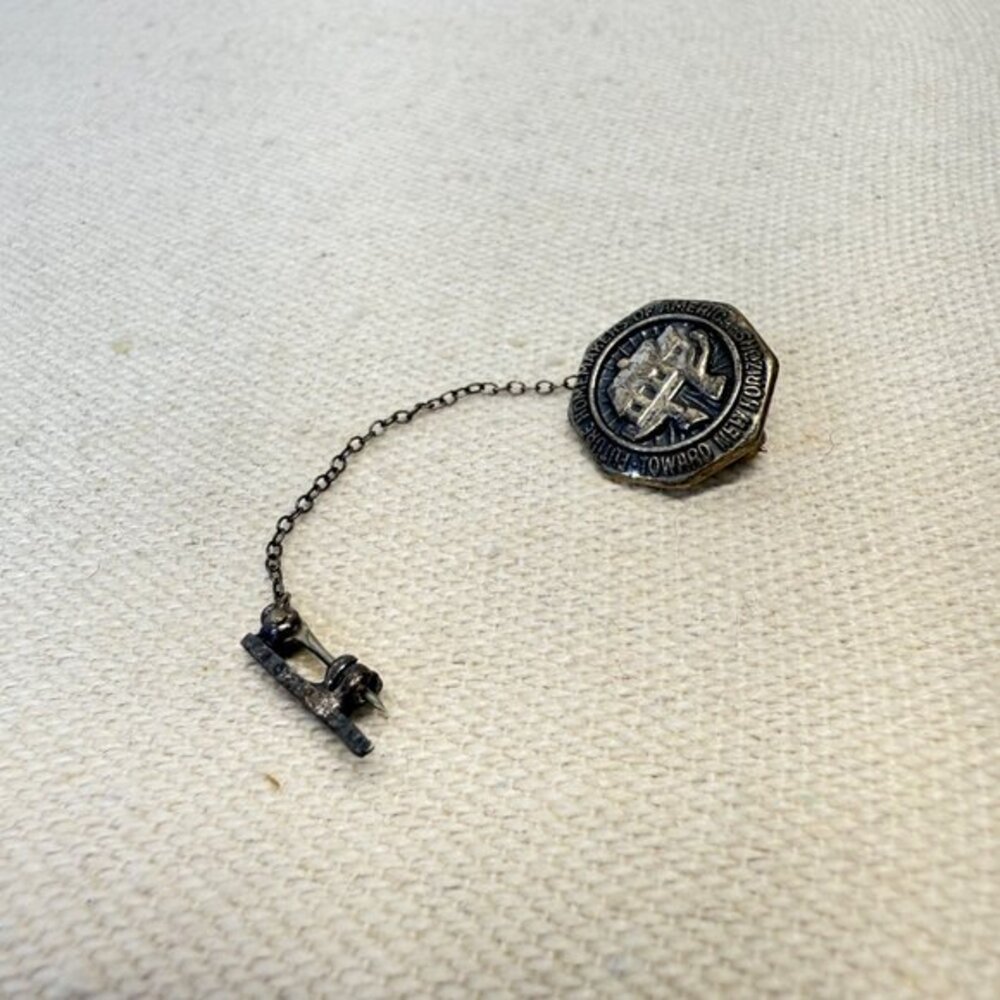 FHA Future Homemakers of America Pin Feather Sterling Silver‎ Balfour Marked